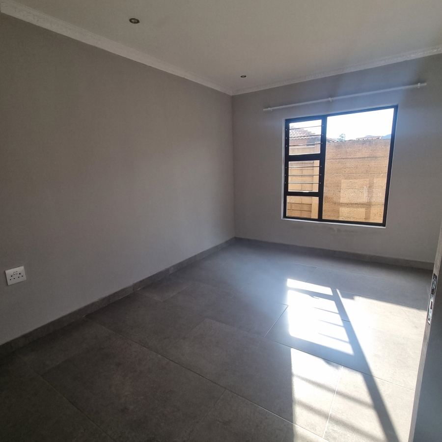 4 Bedroom Property for Sale in Melodie North West
